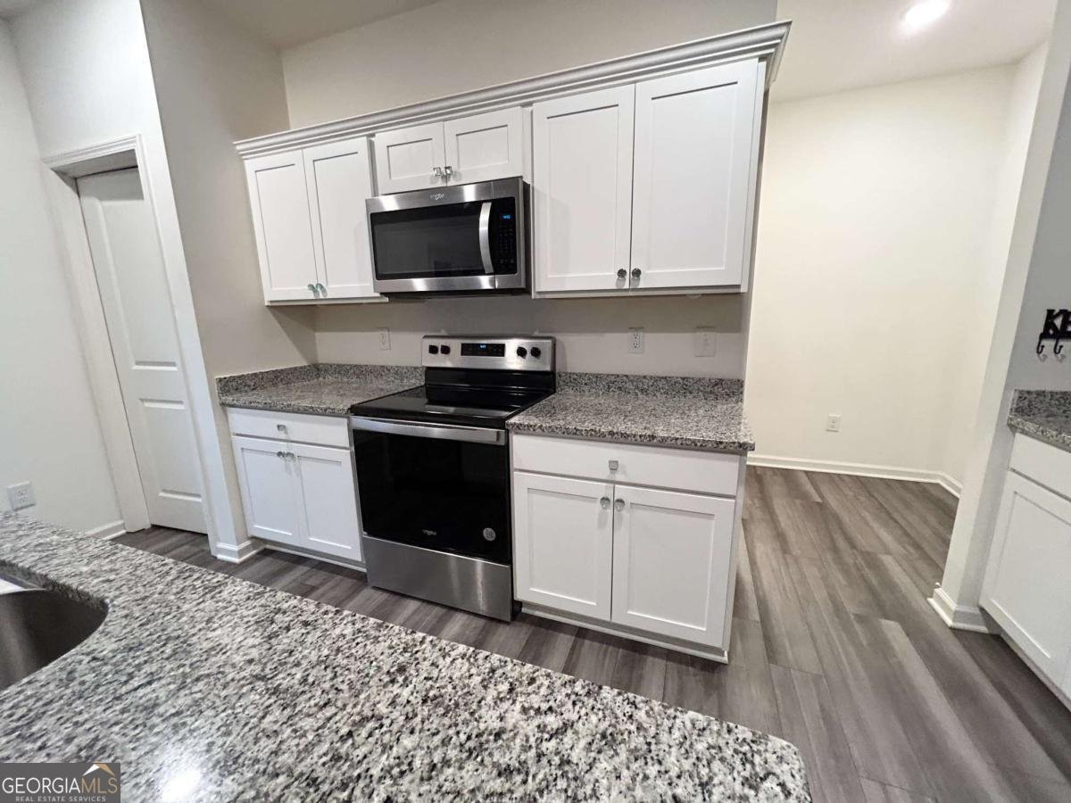 129 Carnaby Street Winder - 5