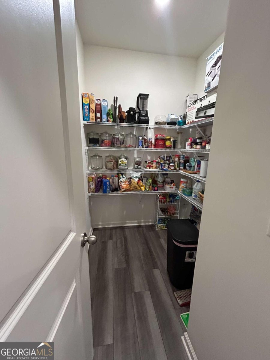 129 Carnaby Street Winder - 8