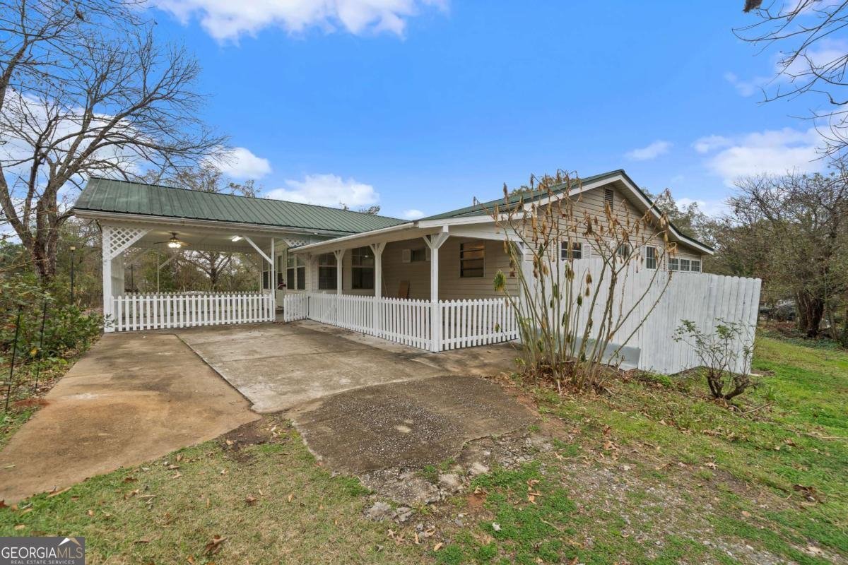 123 Helen Circle Milledgeville - 2