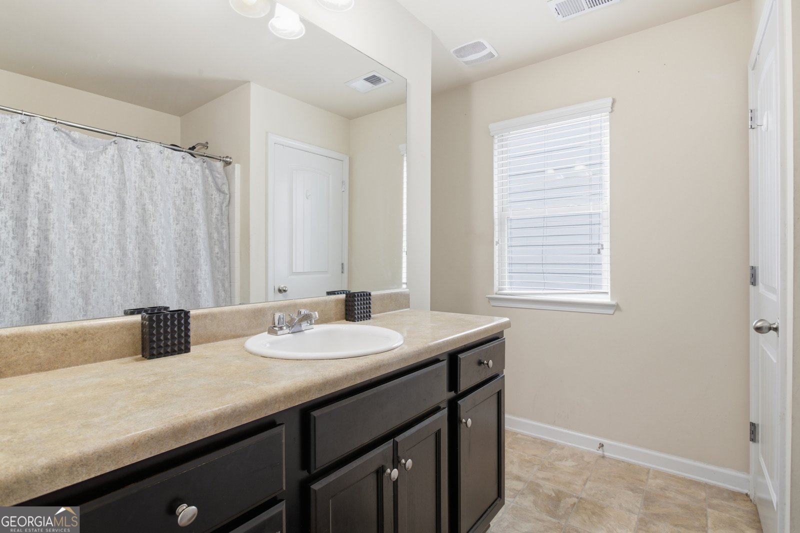 6679 Jules Trc Fairburn - 23