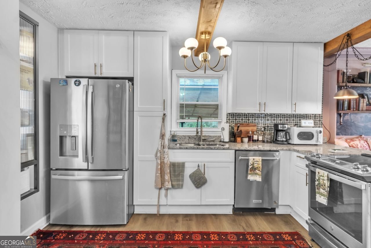 1940 HAZELWOOD Drive Marietta - 14