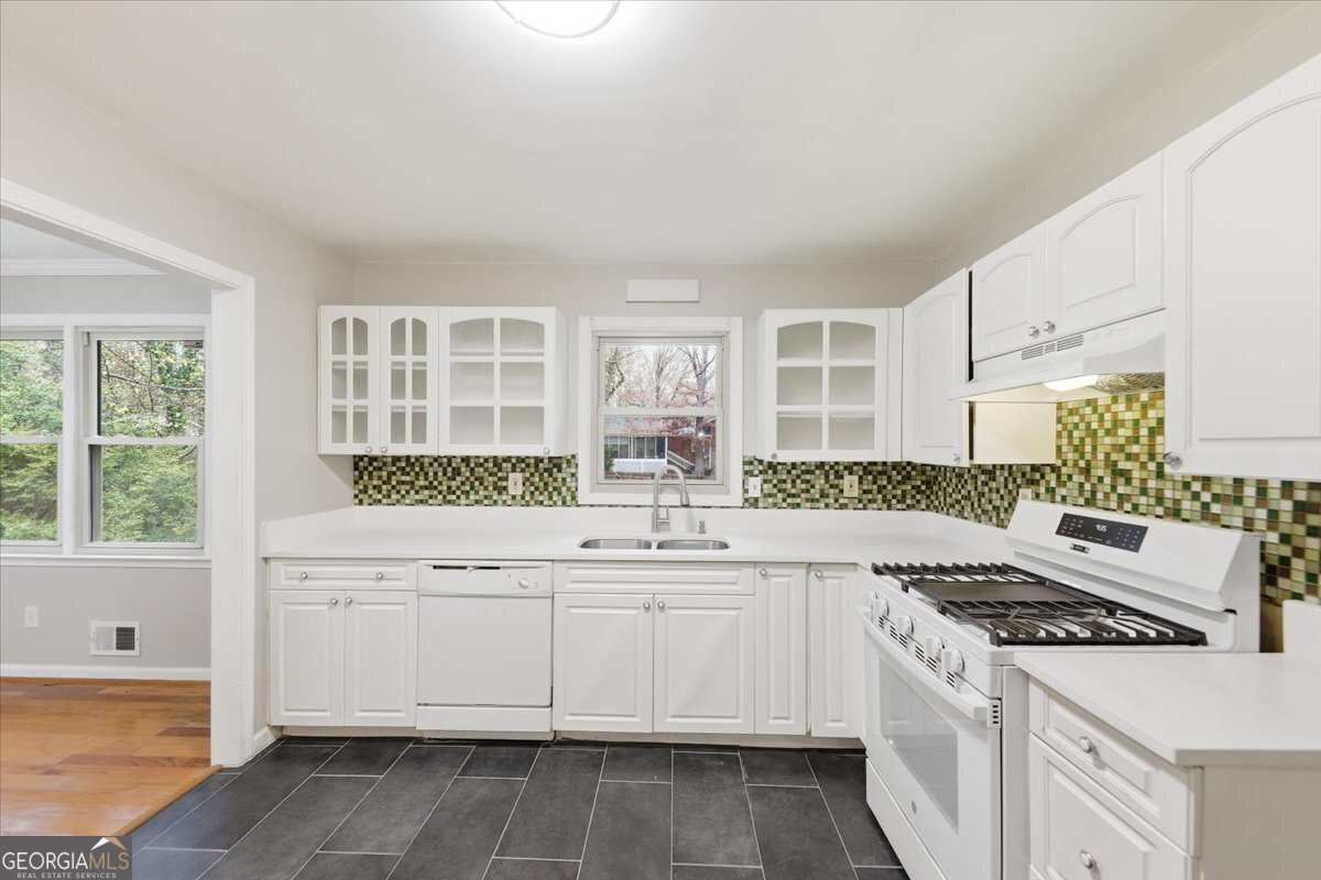 1985 Morris Drive Riverdale - 13