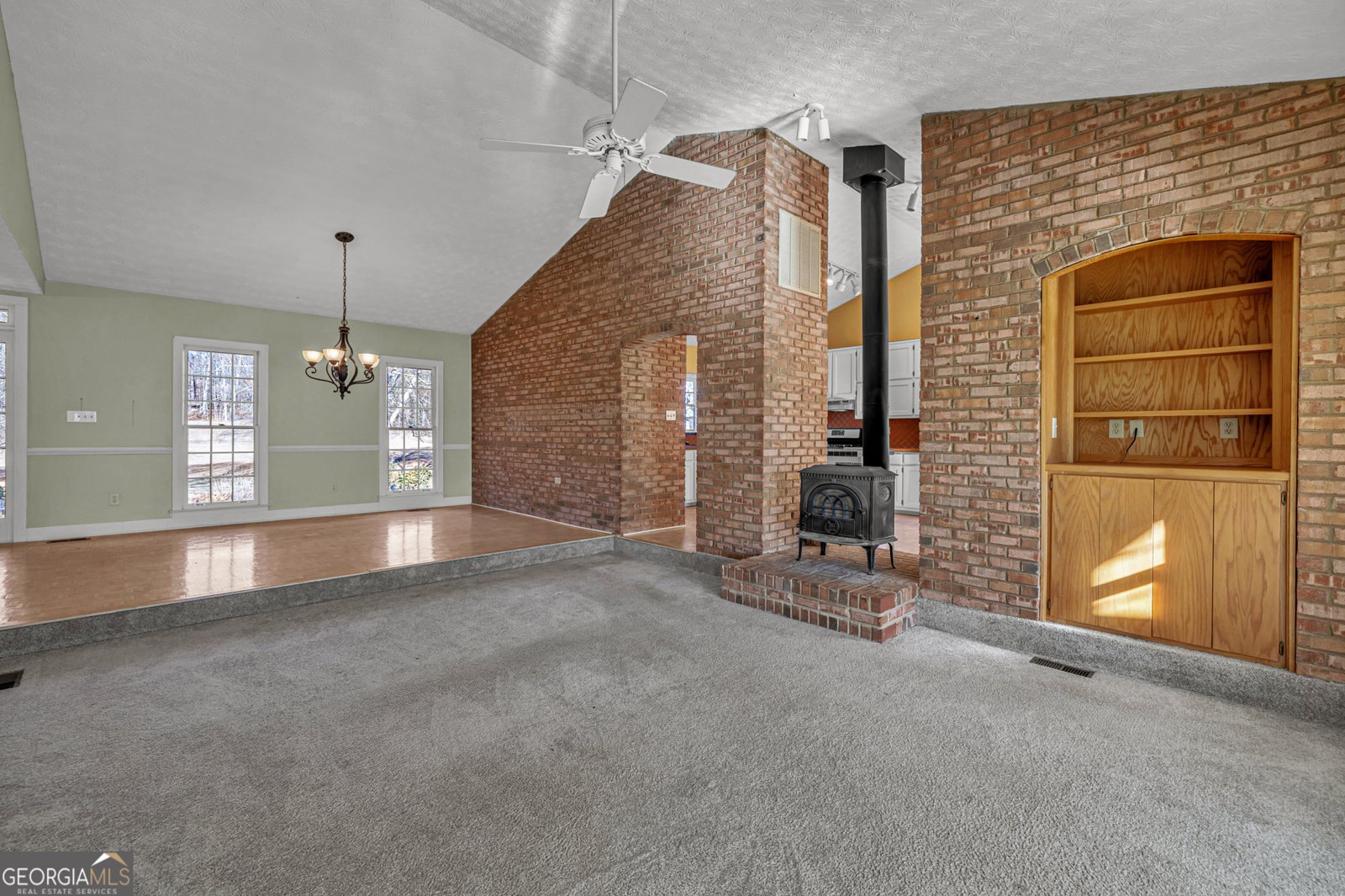 285 Old Farm Road Fayetteville - 19