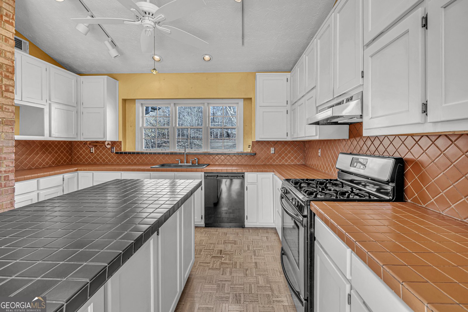 285 Old Farm Road Fayetteville - 33