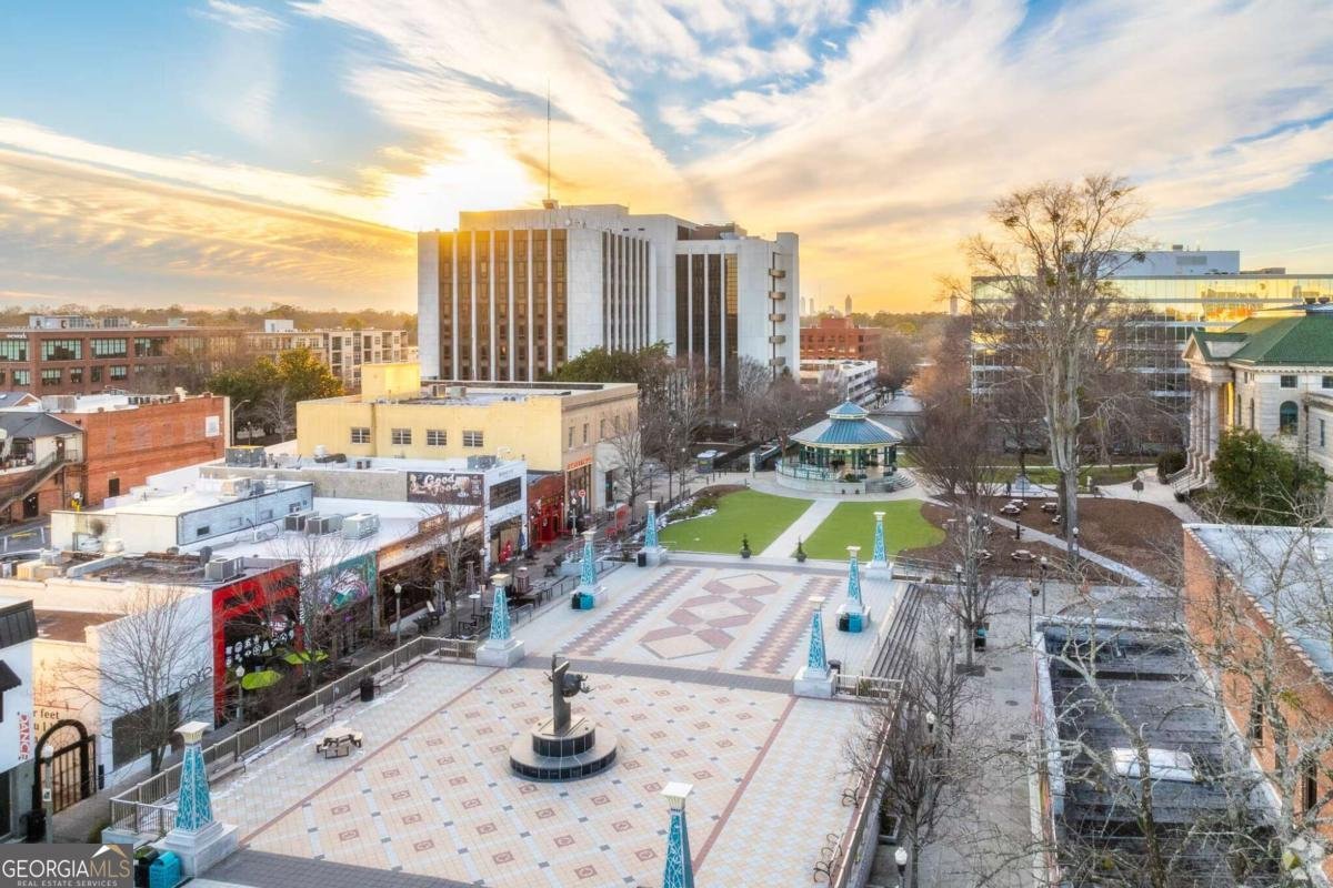 1310 Celia Way Decatur - 31