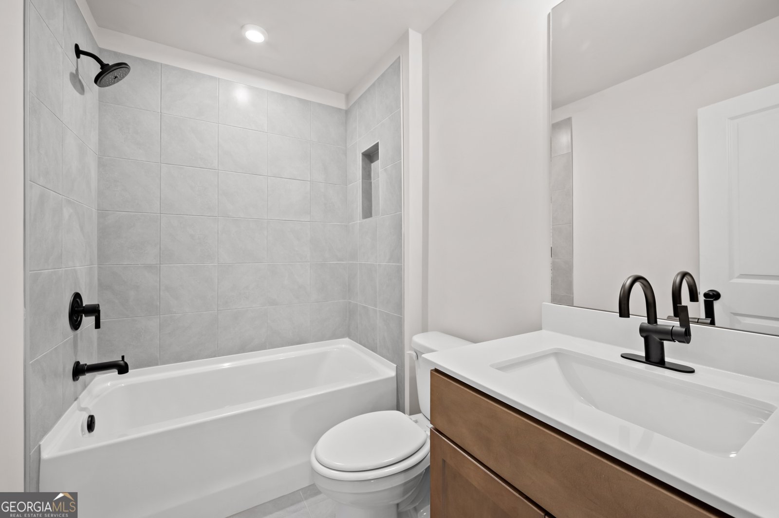 2240 Thornleigh Drive Marietta - 44