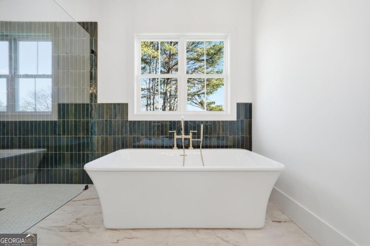 1248 Avery Road Canton - 40