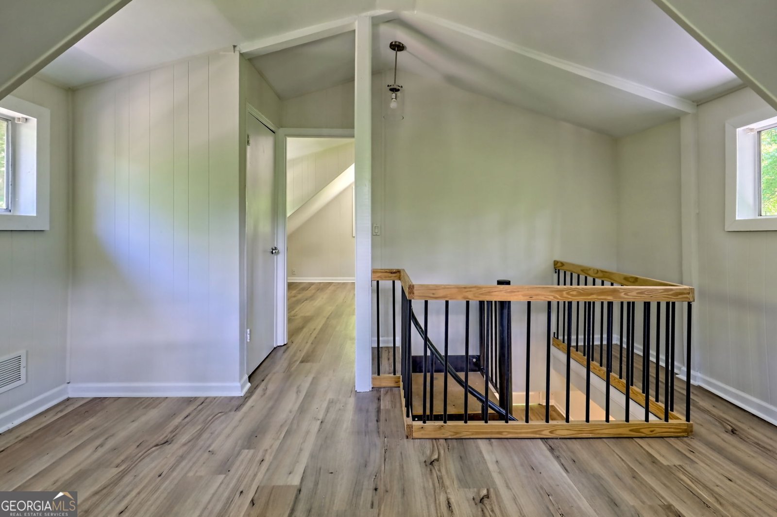 11 Electric Avenue Clayton - 25