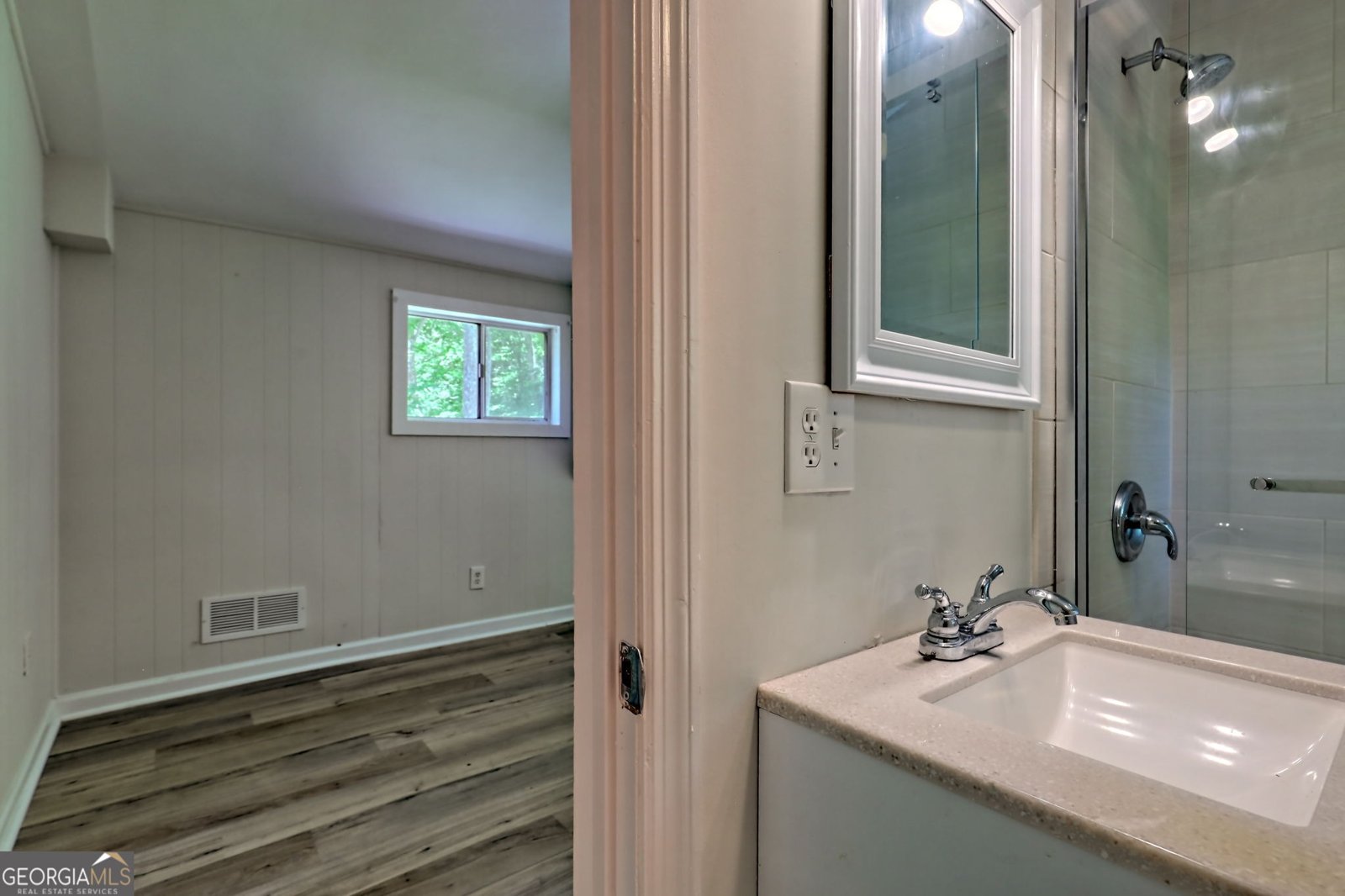 11 Electric Avenue Clayton - 30