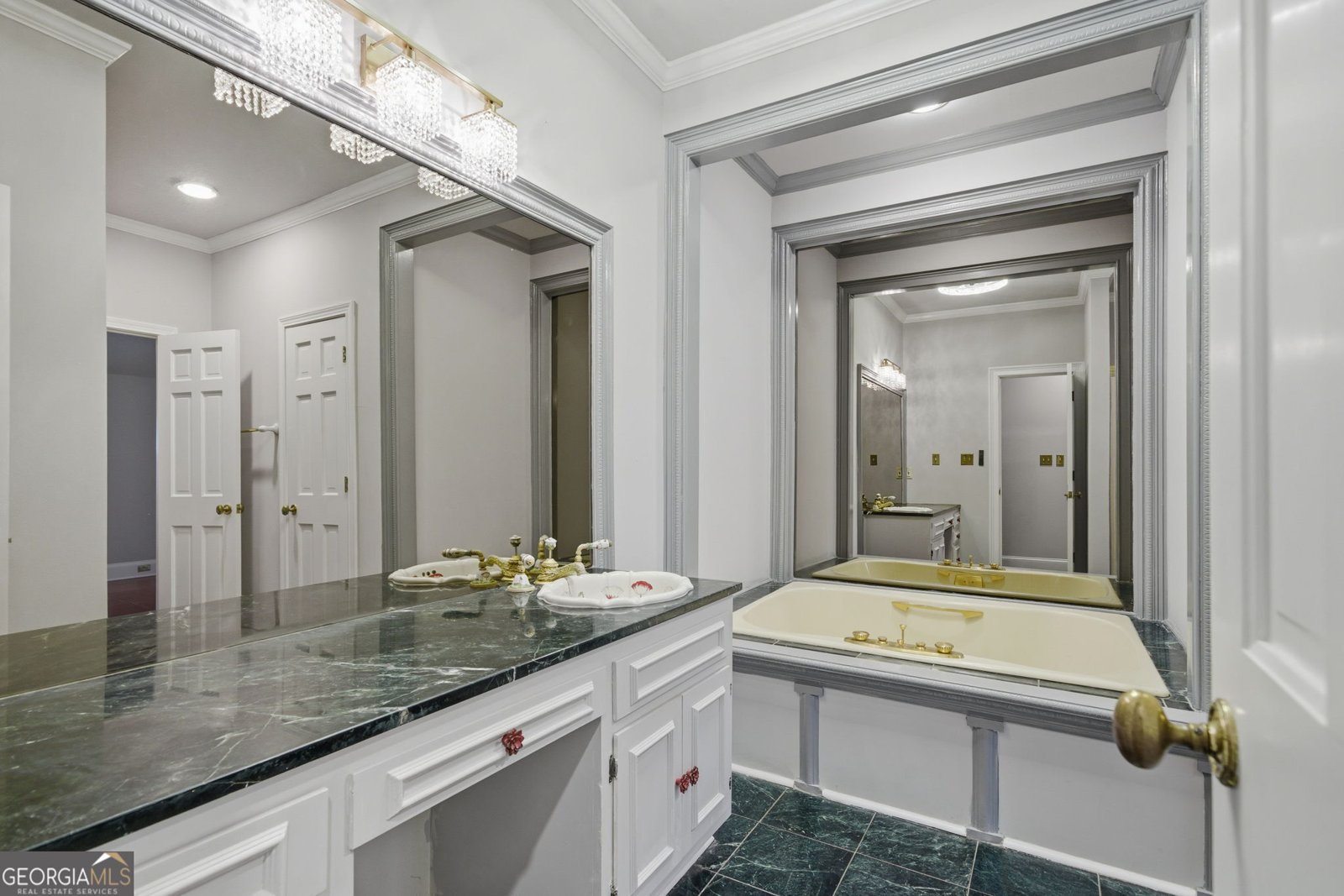 2977 Glover Drive Cumming - 40