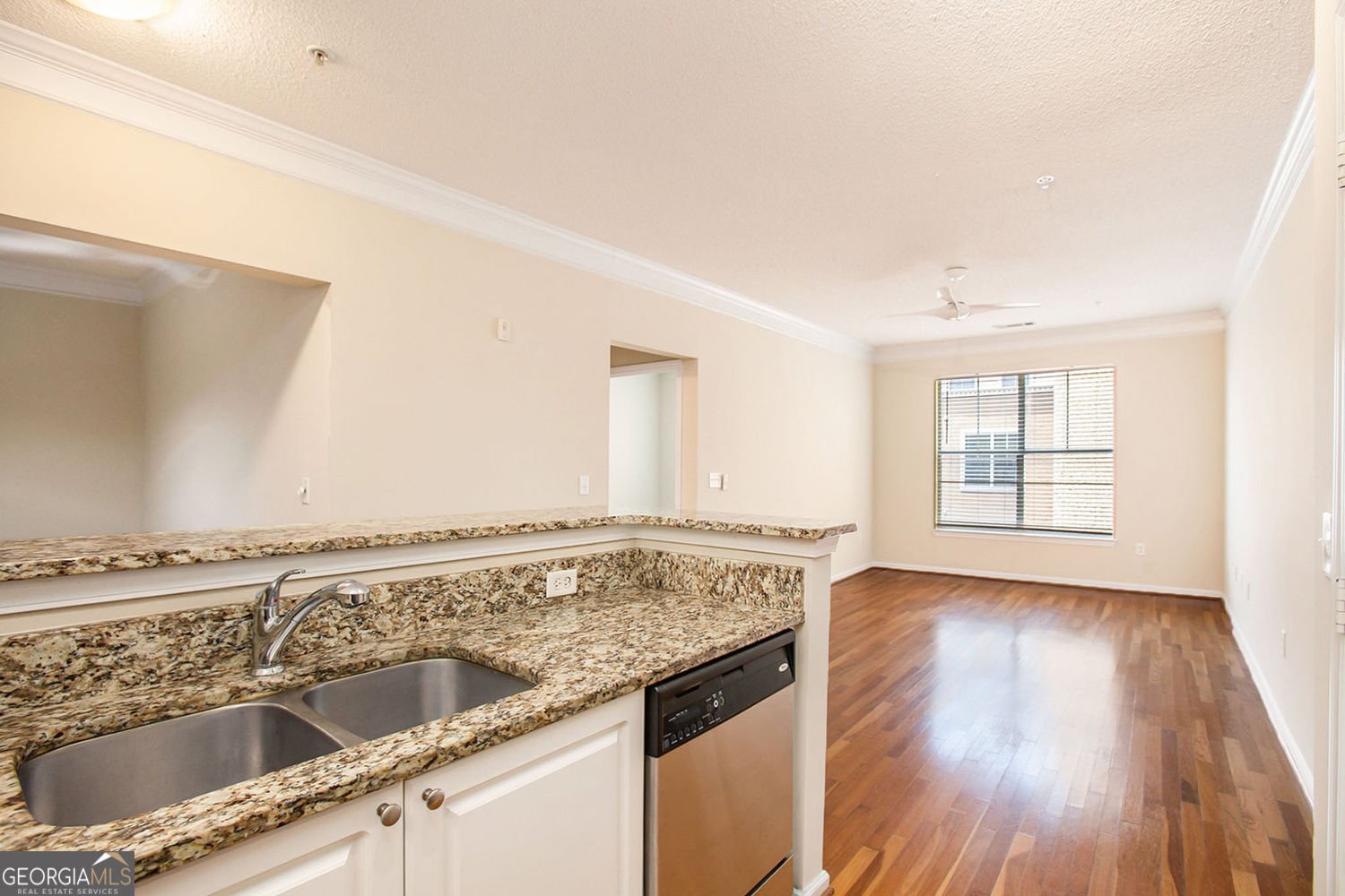 10 Perimeter Summit Boulevard Atlanta - 10