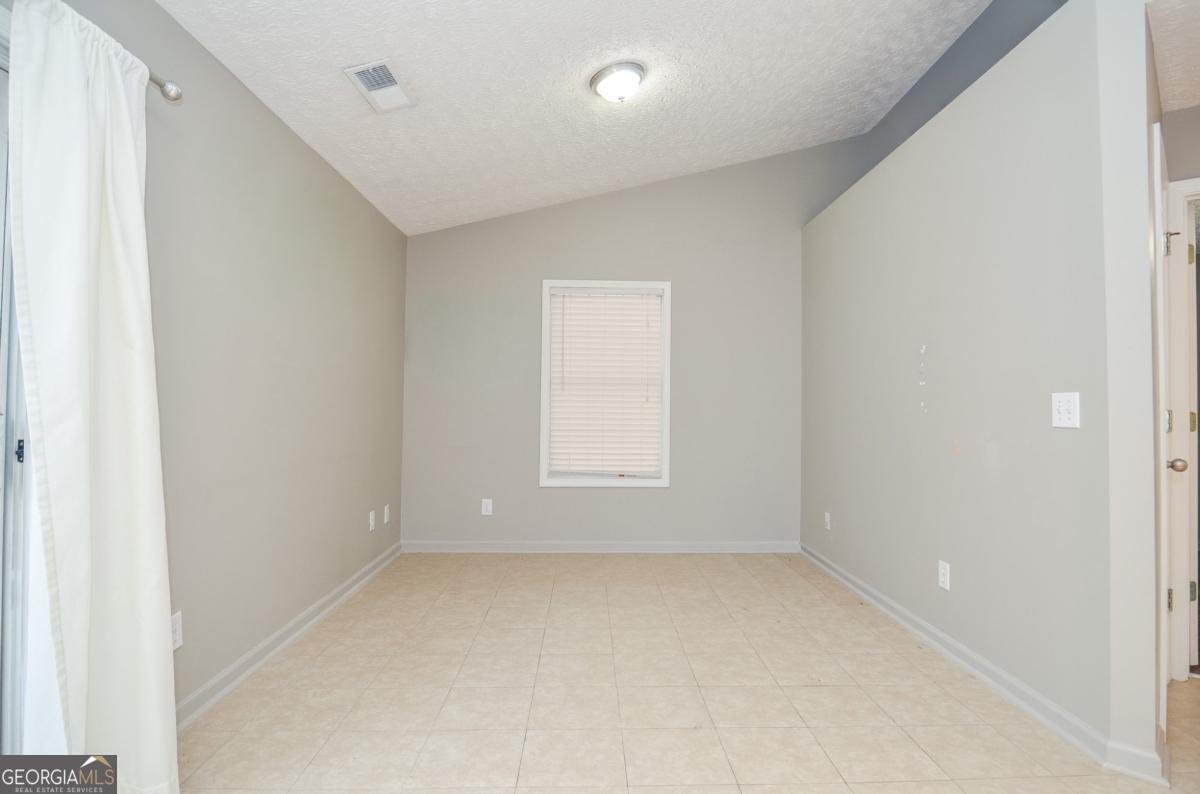 204 Chelsea Court Woodstock - 6