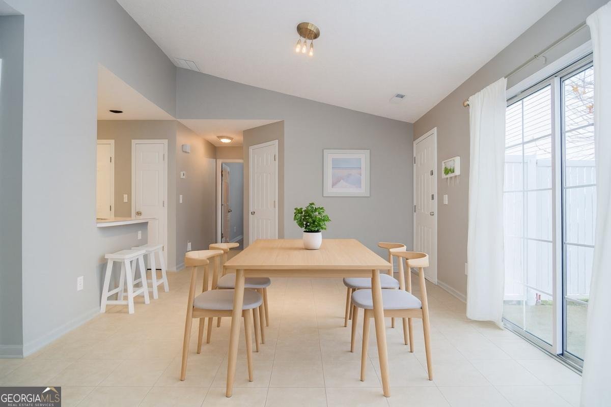 204 Chelsea Court Woodstock - 7