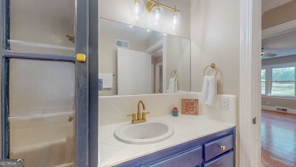 481 4th Street Cairo - 24