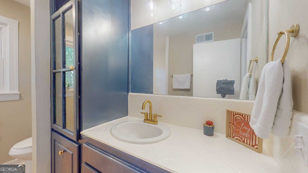 481 4th Street Cairo - 26