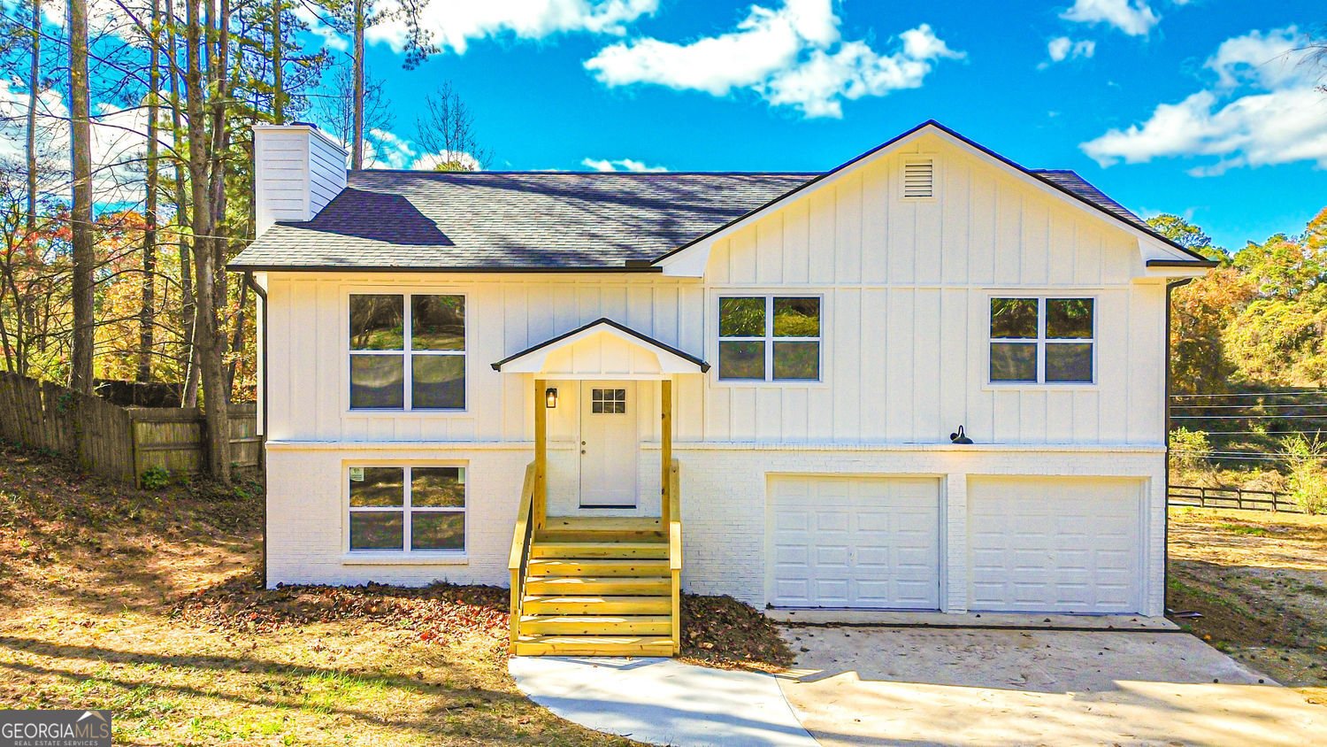 4094 Dollar Circle Suwanee - main photo