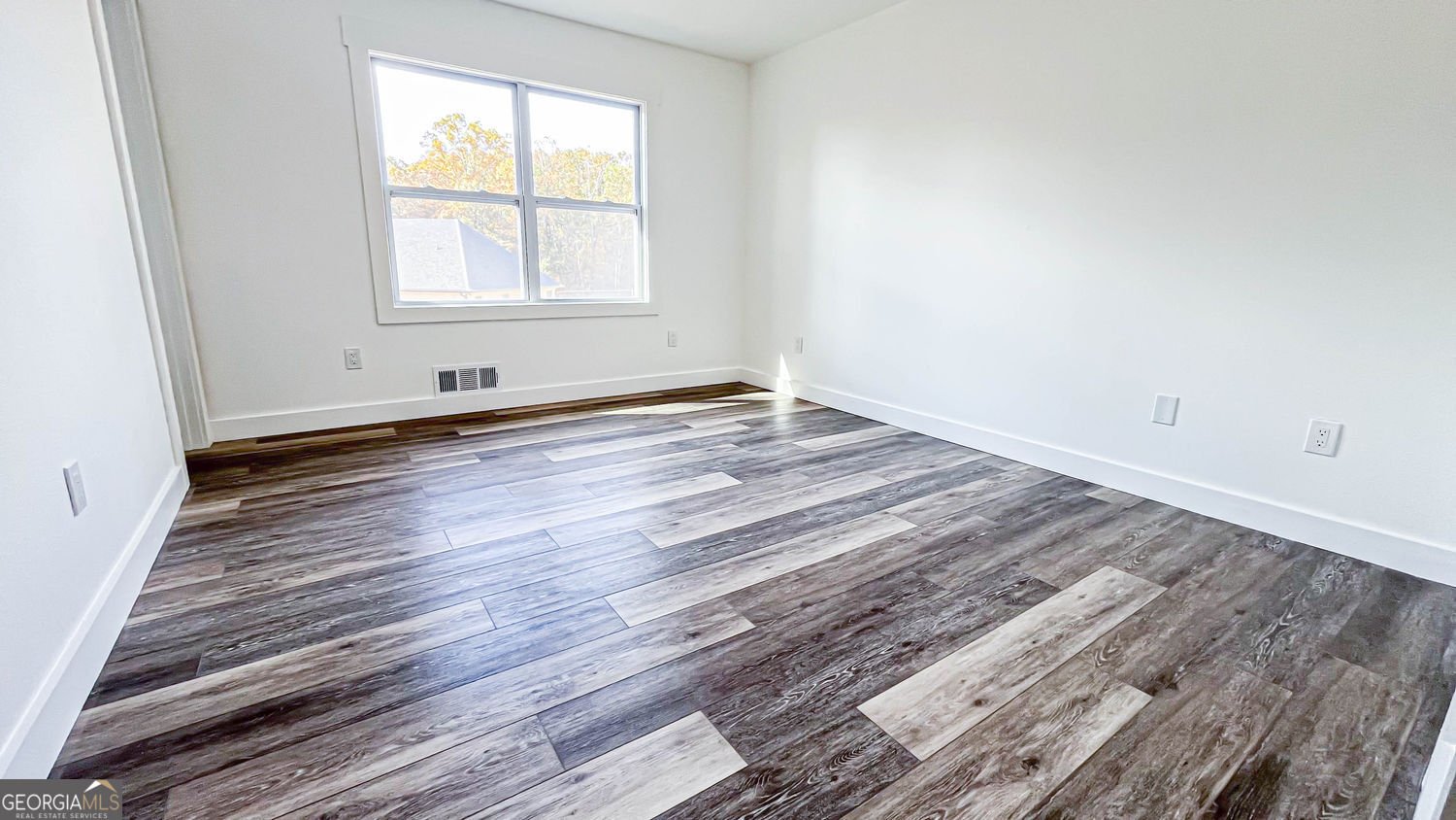 4094 Dollar Circle Suwanee - 32