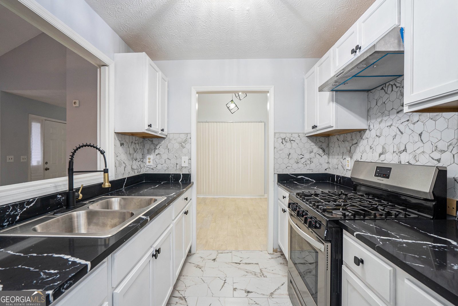 2161 Wellington Circle Lithonia - 11