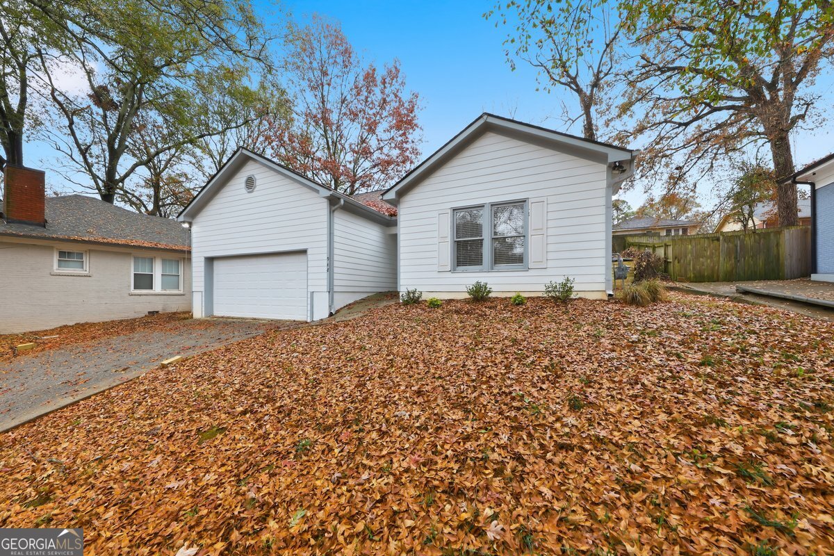 948 Byron Drive Atlanta - 2