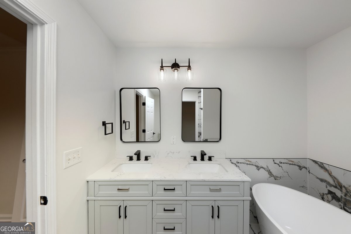 948 Byron Drive Atlanta - 24