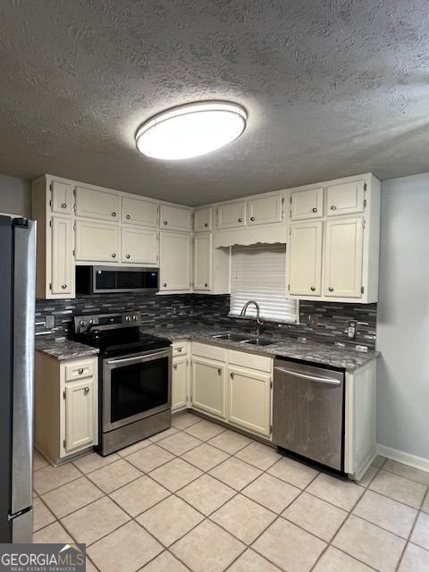 725 Navarre Drive Stone Mountain - 8