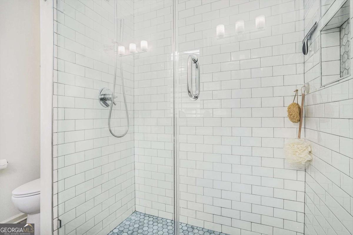 1433 Carroll Drive Atlanta - 18