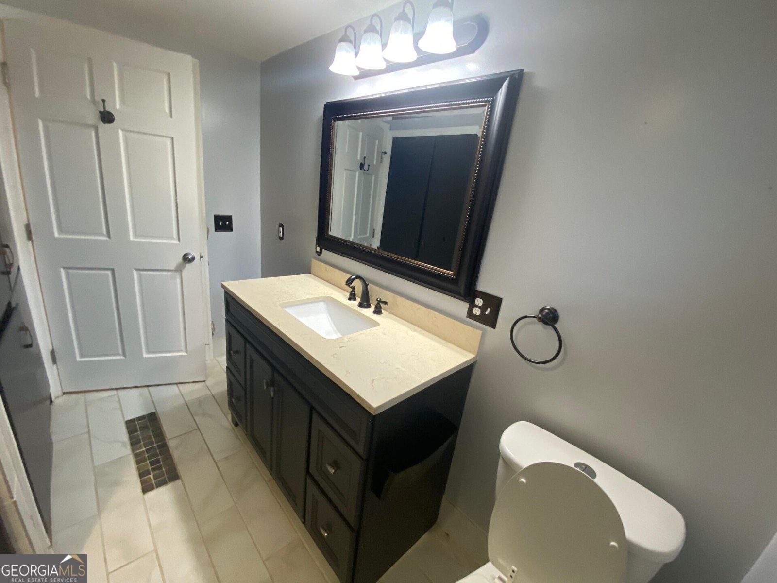 2451 Mesa Street Columbus - 24