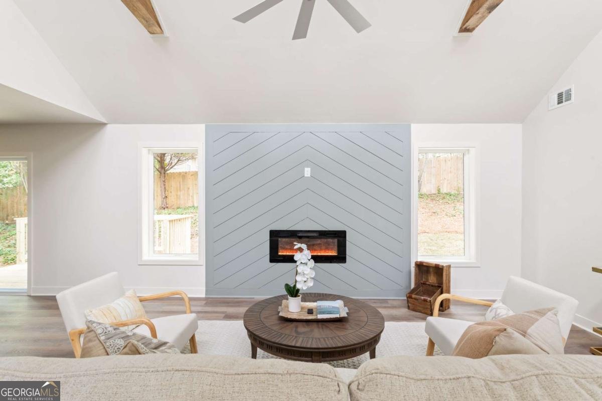 4925 Olaughlin Court Mableton - 12