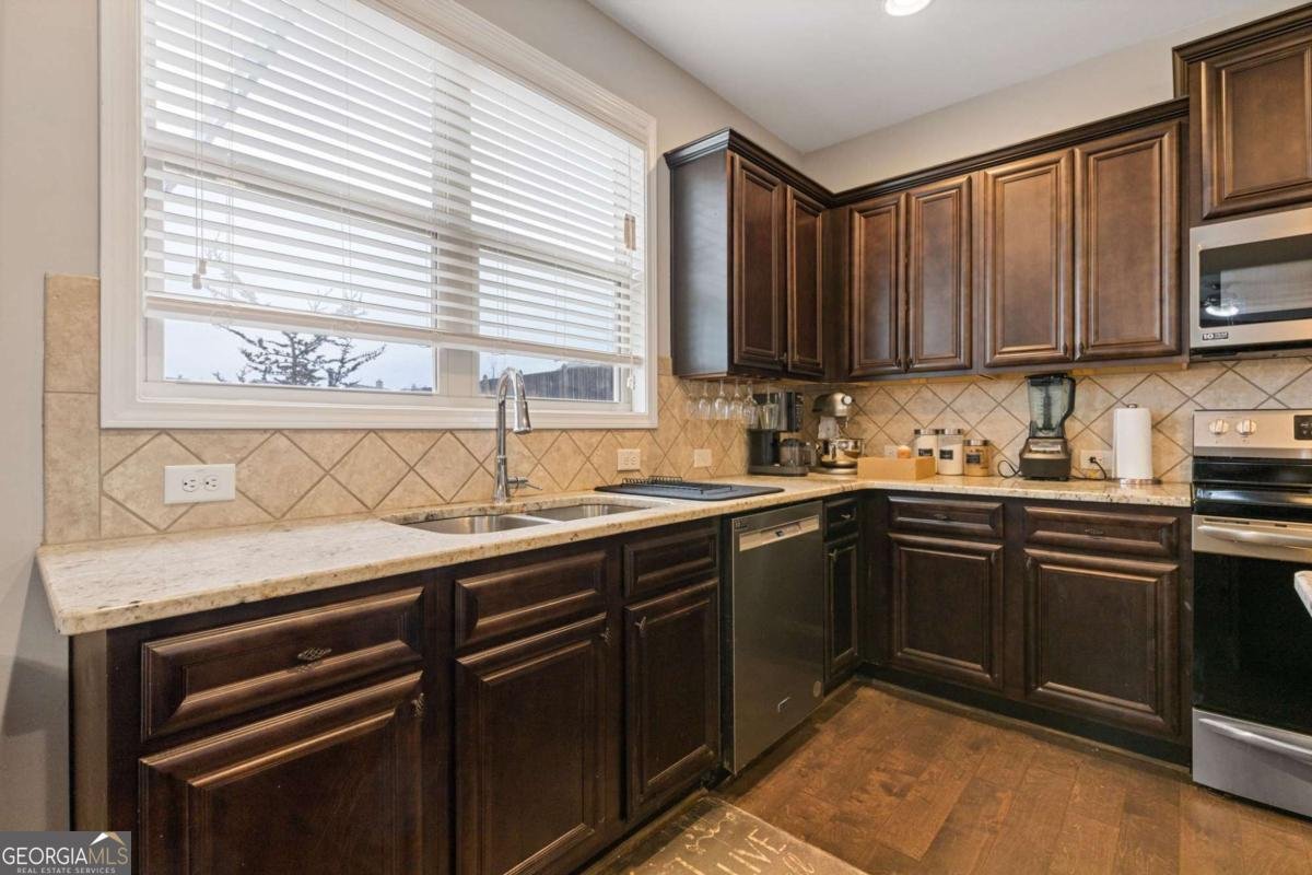 1185 Scarlet Sage Circle Auburn - 18