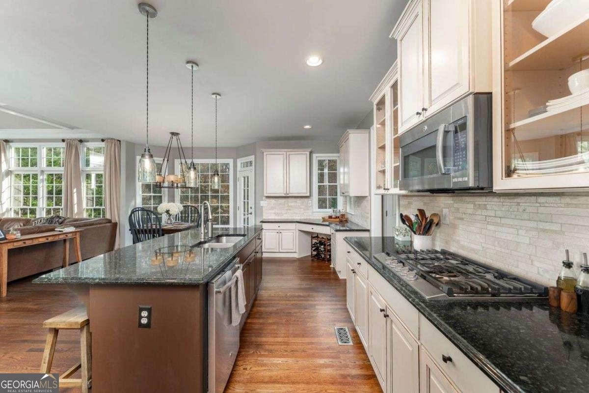 2563 Irwin Lake Overlook Marietta - 14