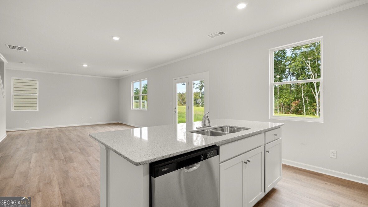 6081 Airedale Drive Union City - 8