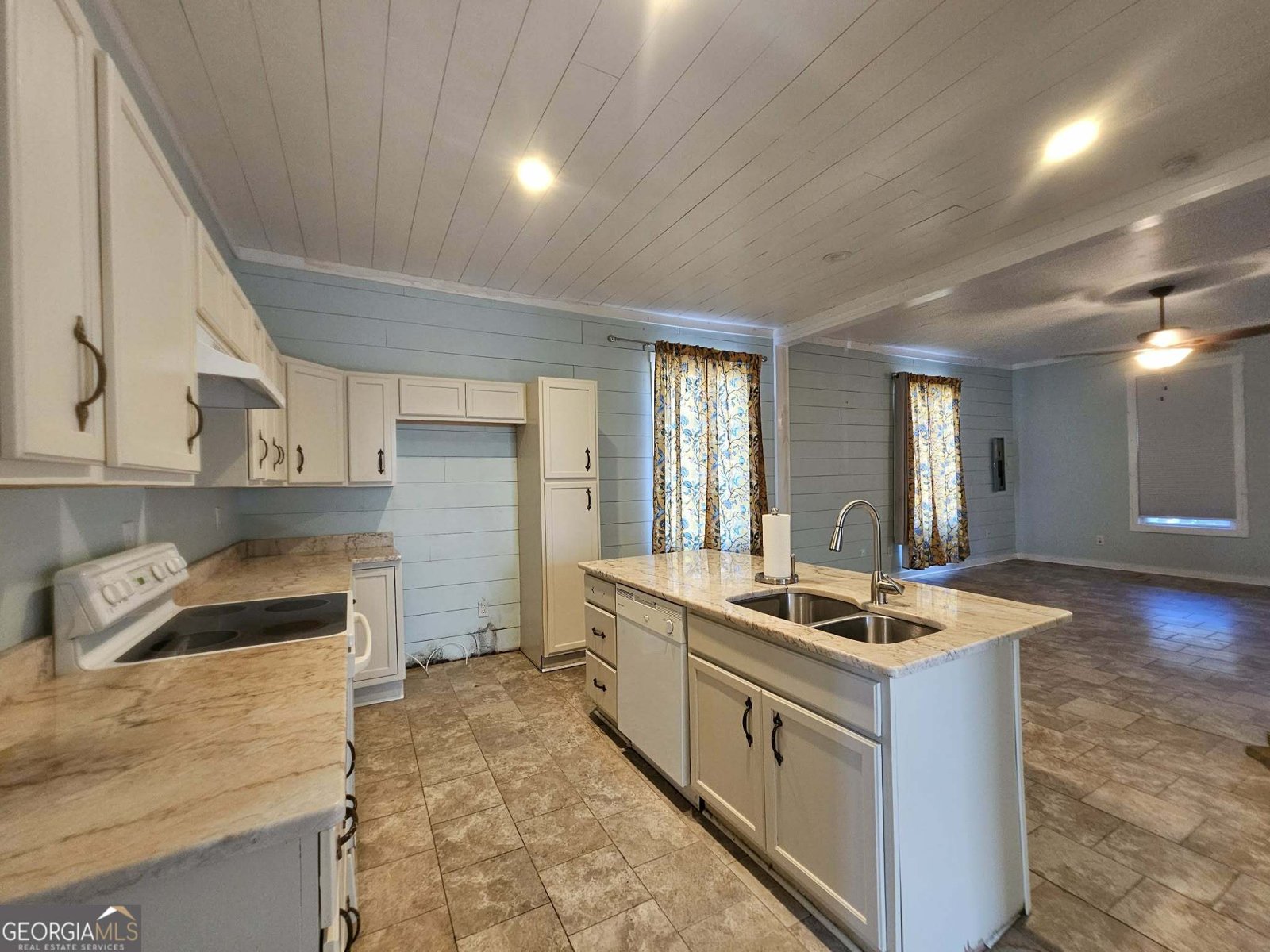 114 Second Street Carrollton - 11