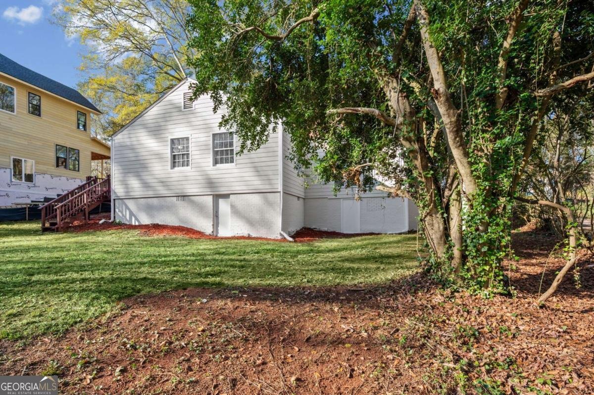 1194 Thomas Road Decatur - 24