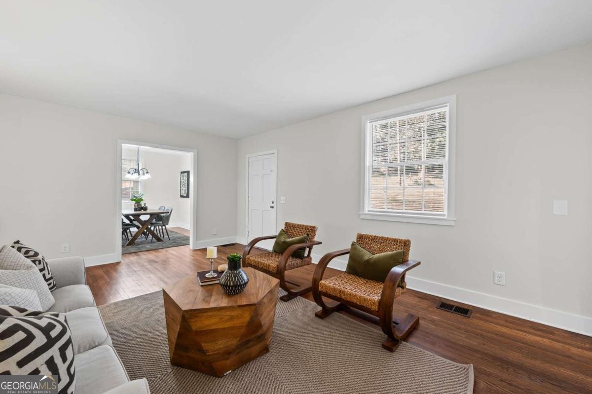 1194 Thomas Road Decatur - 5