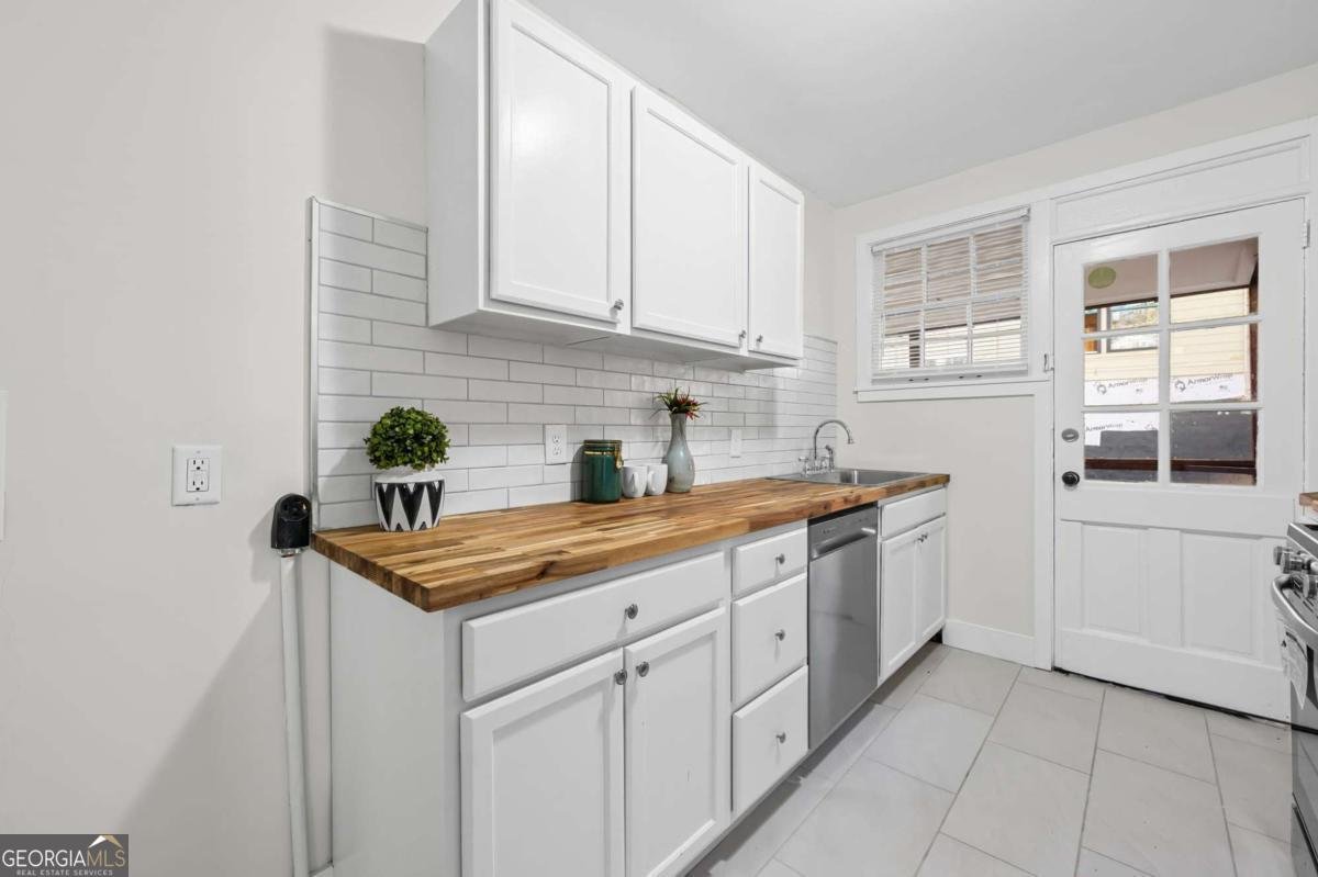 1194 Thomas Road Decatur - 6