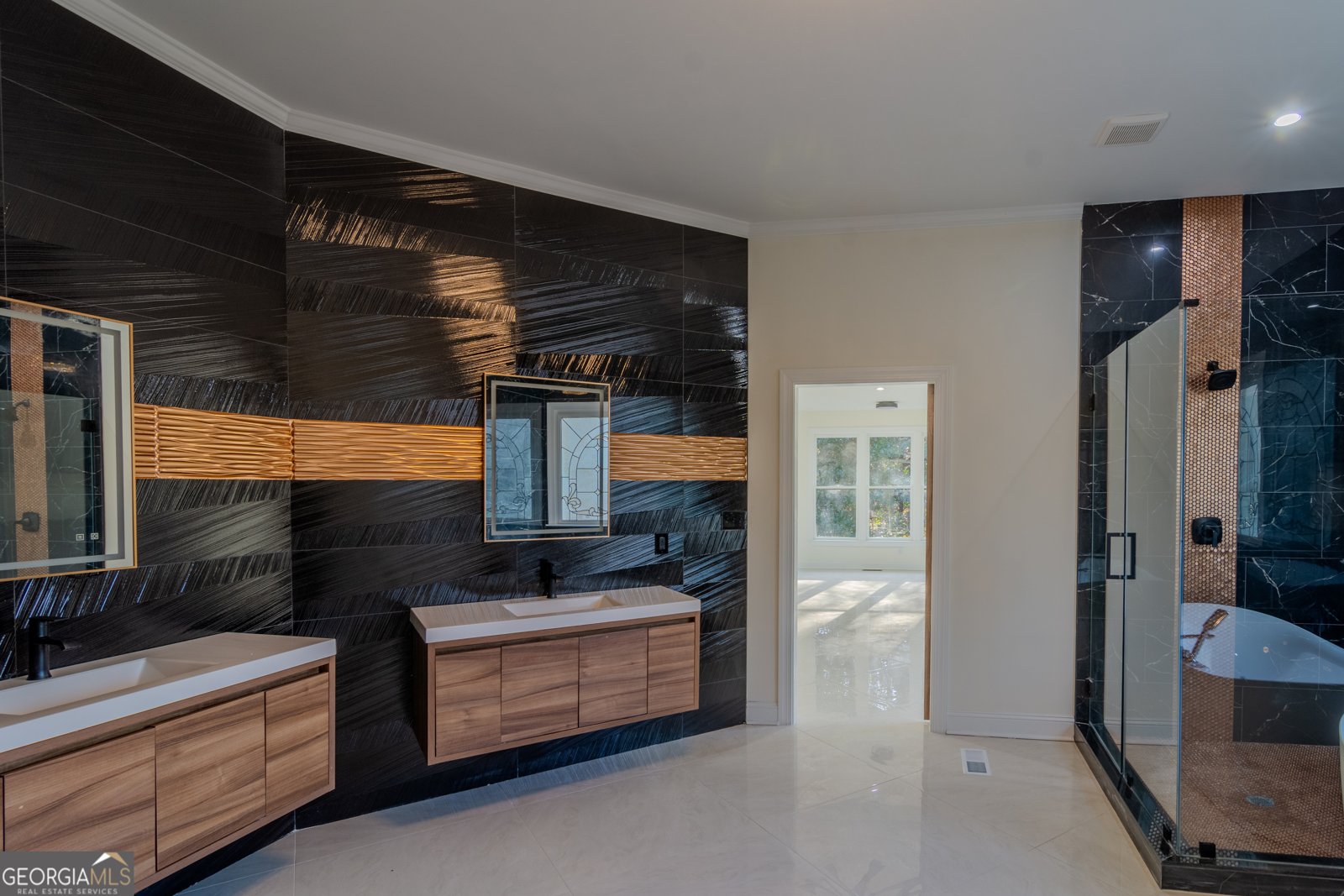 4822 Chamblee Dunwoody Road Atlanta - 28