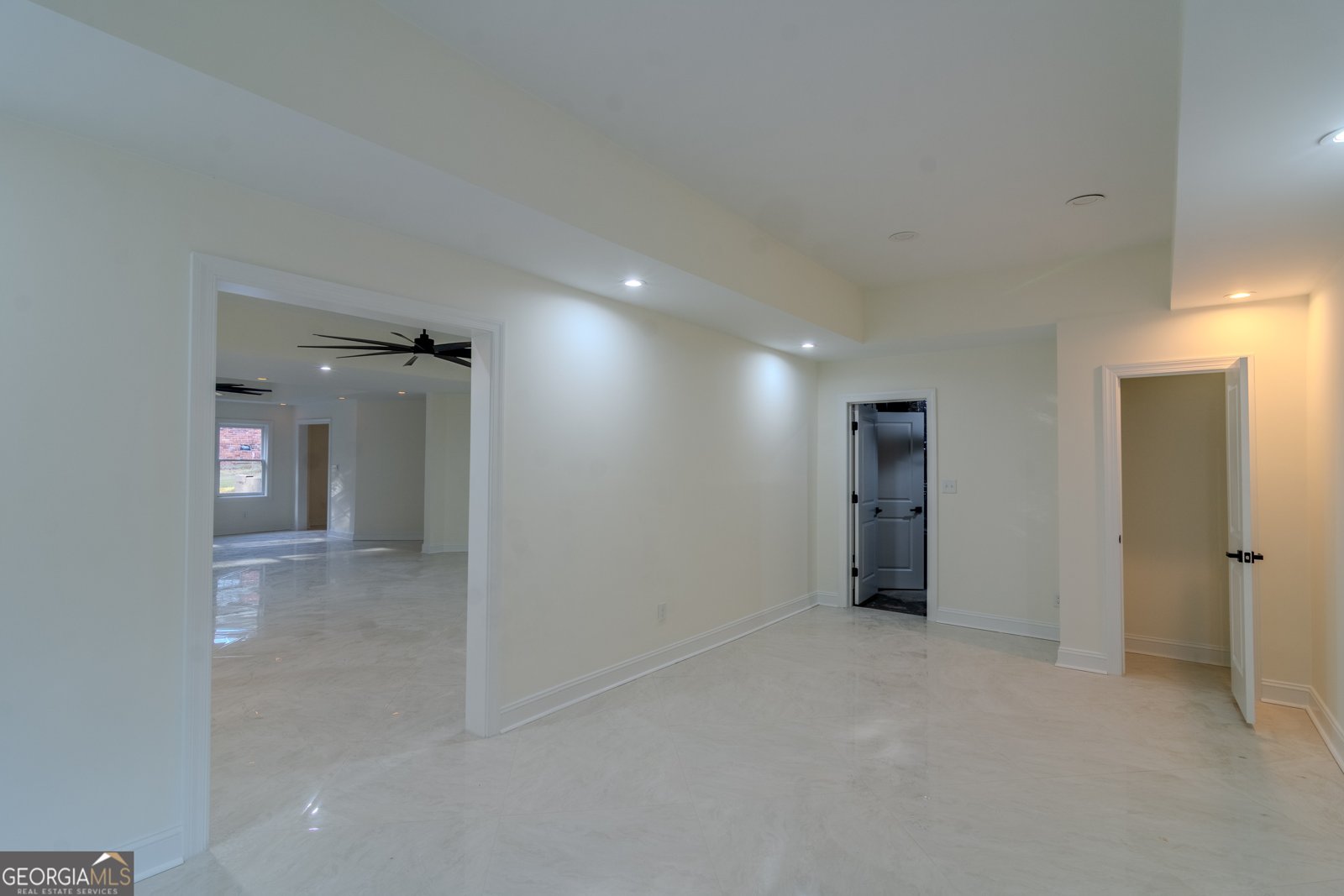 4822 Chamblee Dunwoody Road Atlanta - 32