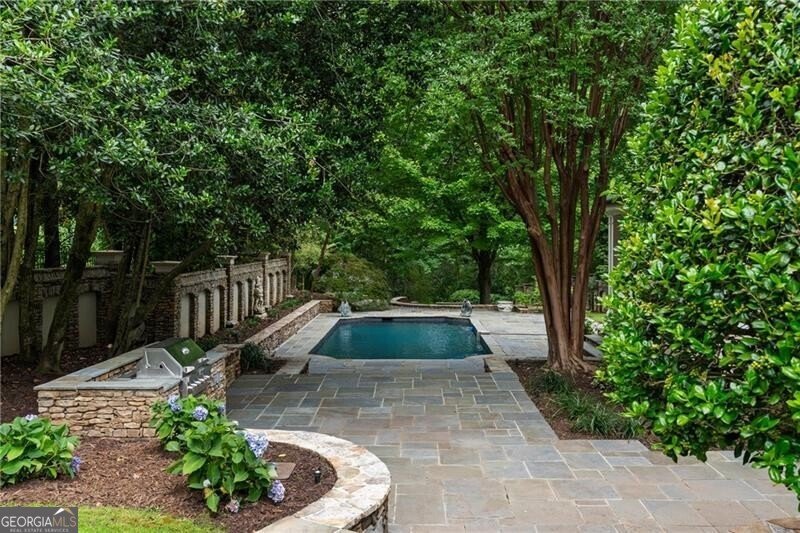 3212 Arden Road Atlanta - 45