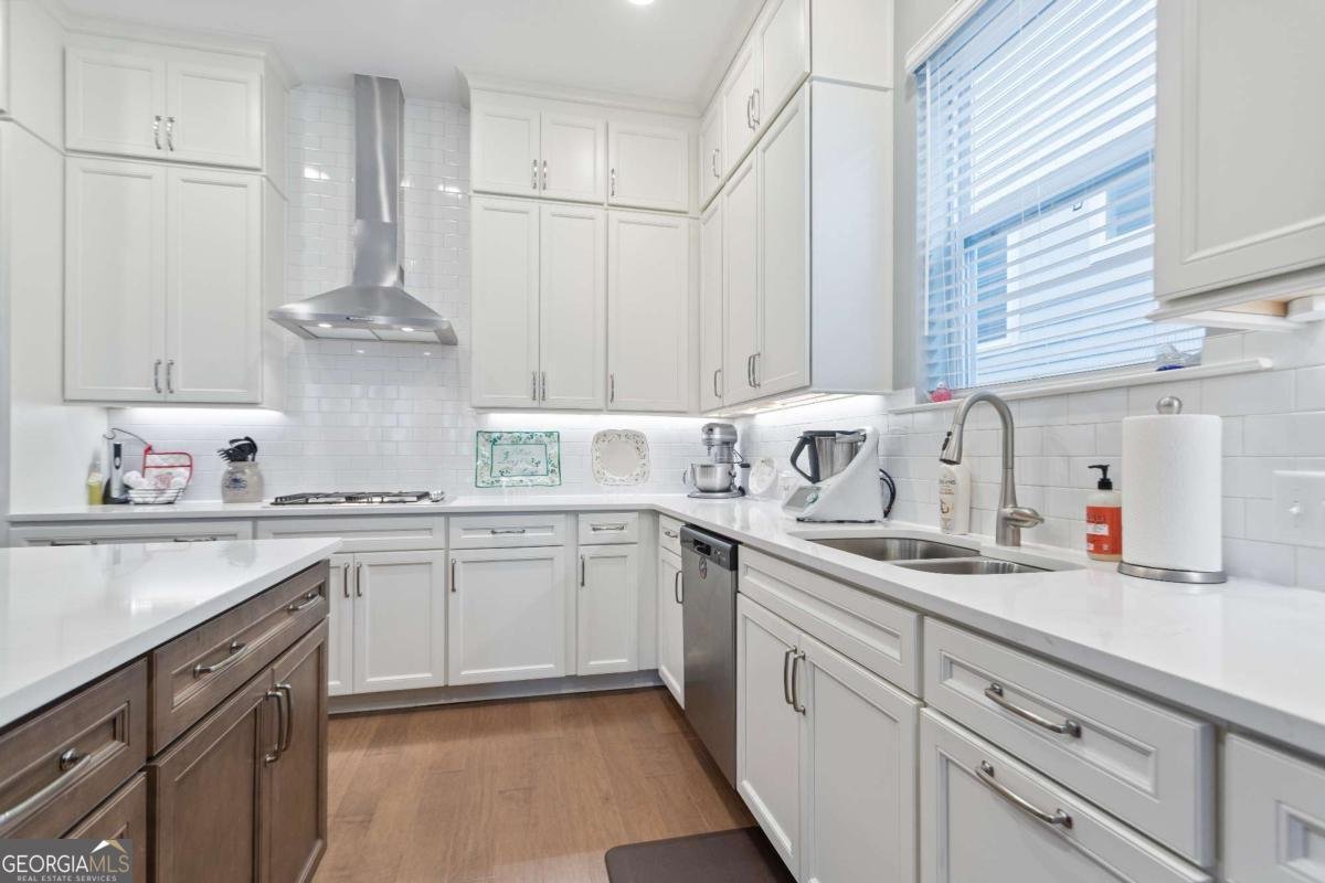 6985 RIVER ROCK Drive Flowery Branch - 12