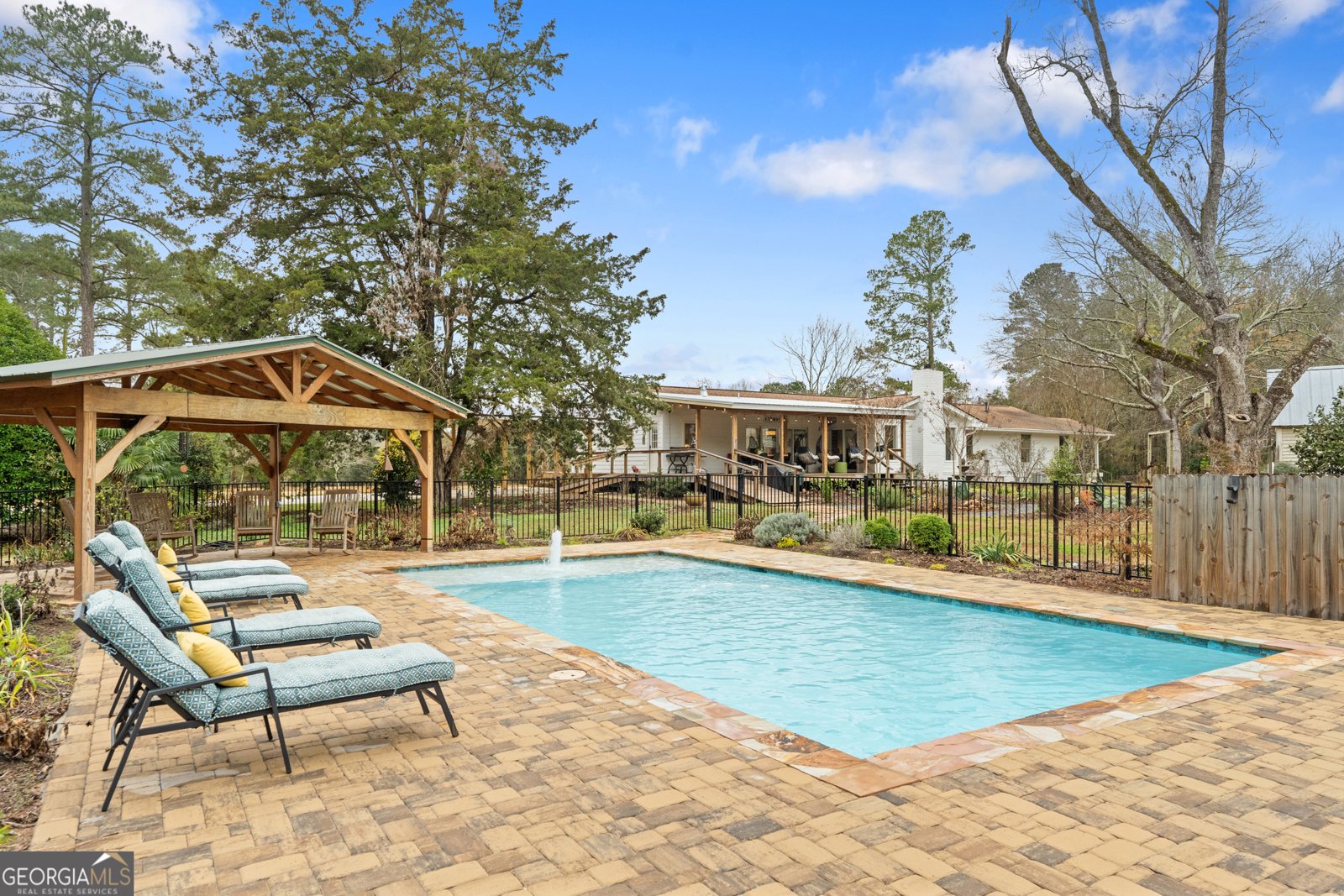 4535 Barnett Shoals Road Athens - 43