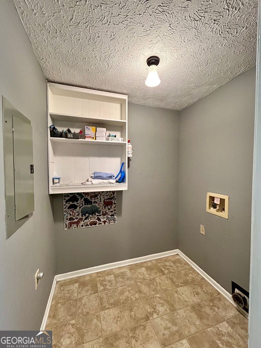 1736 Almand Creek Drive Conyers - 8