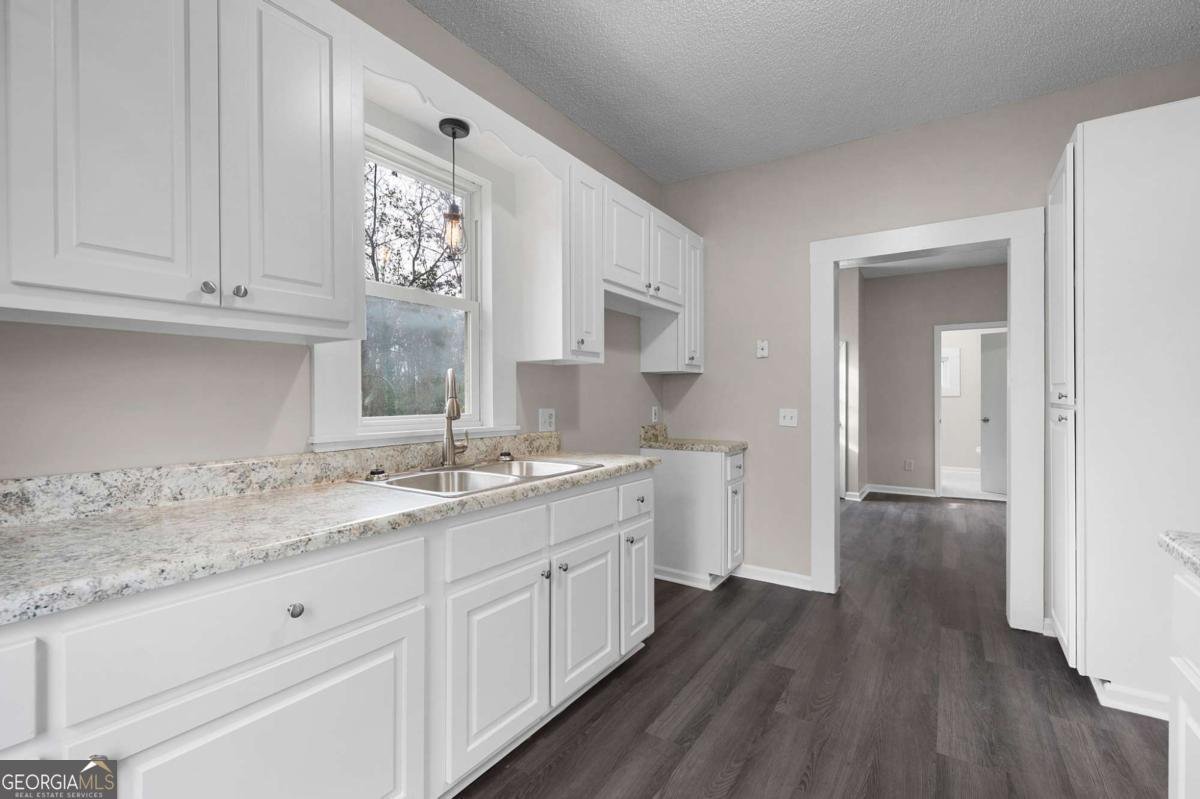 119 Peters Street Calhoun - 11