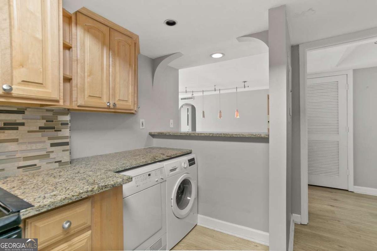 2870 Pharr Court South Atlanta - 11