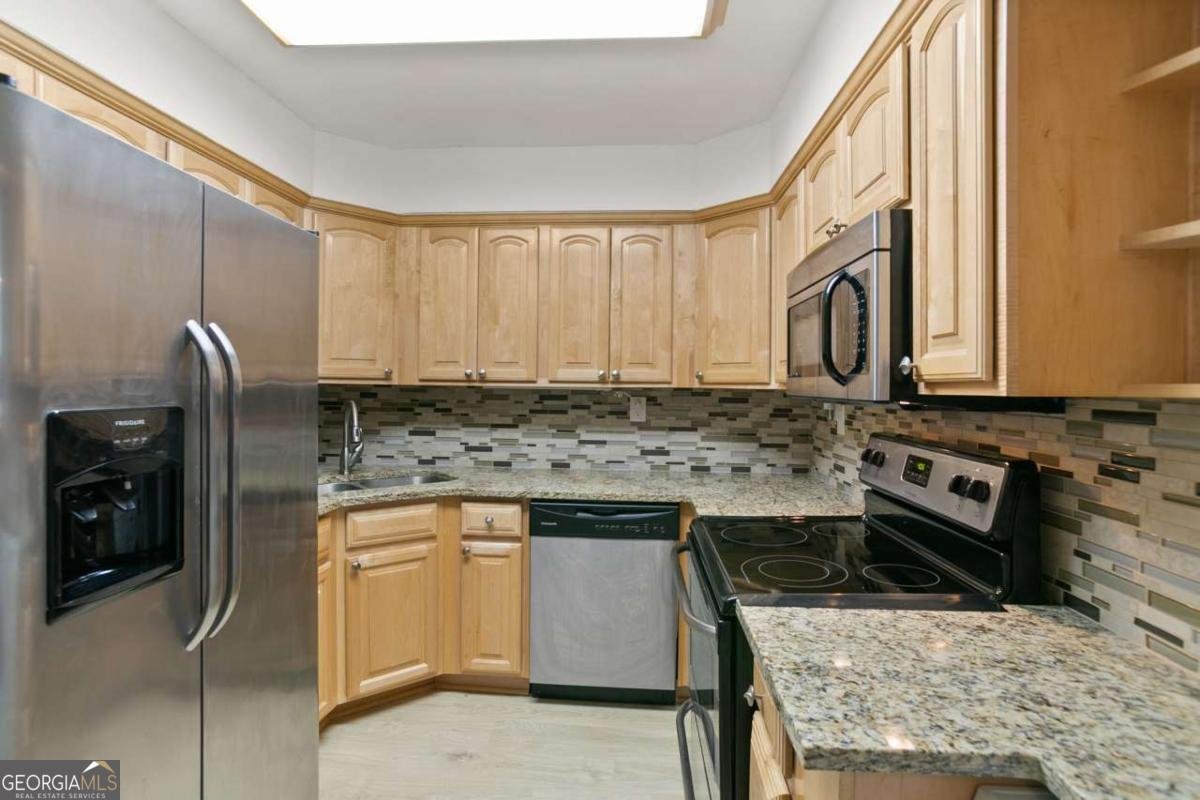 2870 Pharr Court South Atlanta - 8