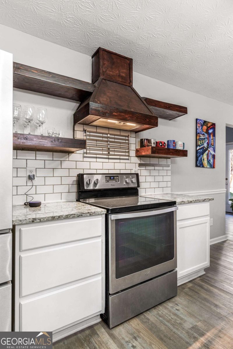 5051 Cliff Top Drive Loganville - 16