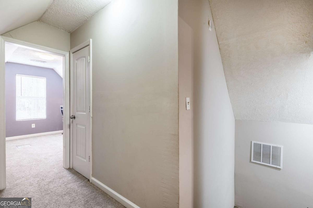 5051 Cliff Top Drive Loganville - 33