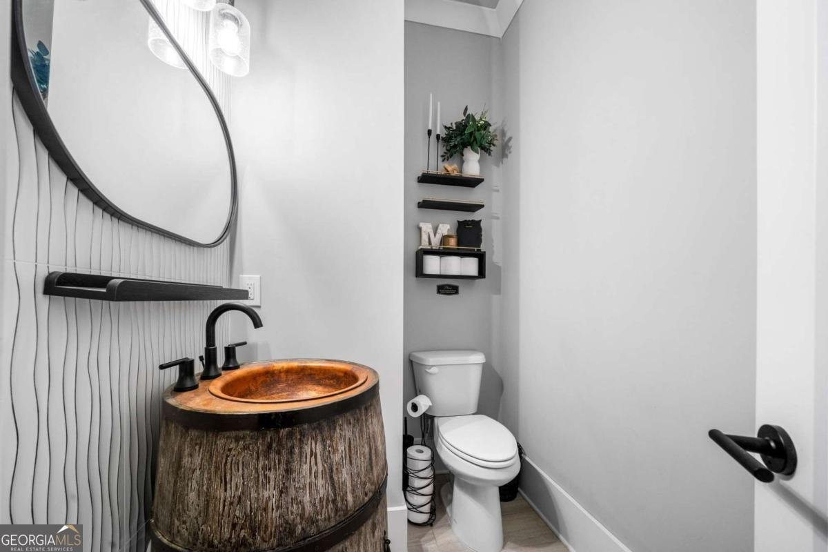 8215 Highway 81 Bethlehem - 32