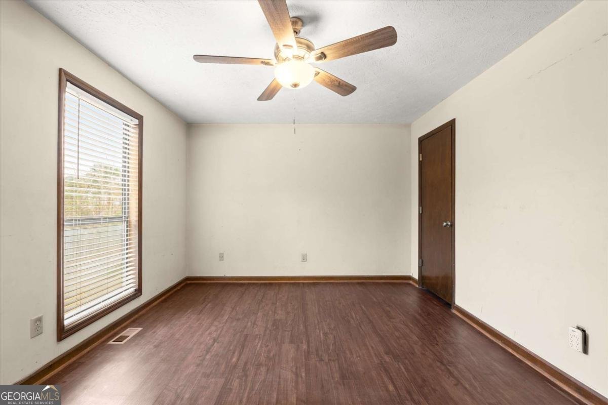 4017 Joshua Lane Douglasville - 14