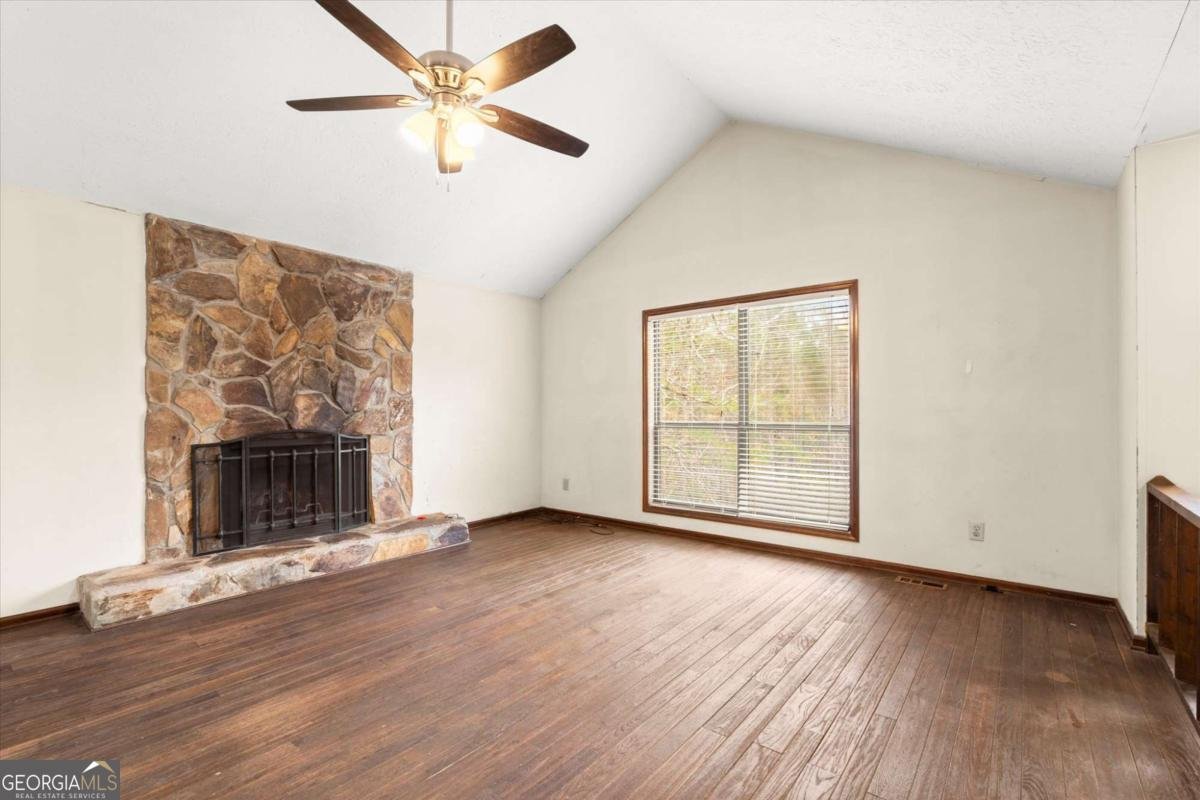 4017 Joshua Lane Douglasville - 2