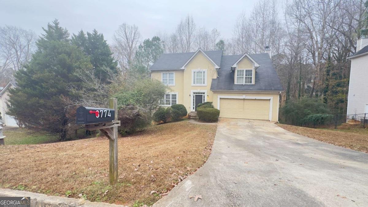 3774 Hollow Oak Lane Lithonia - main photo